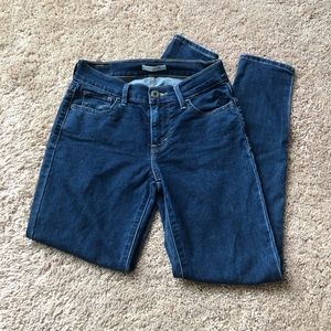 Size 26 Levi’s 710